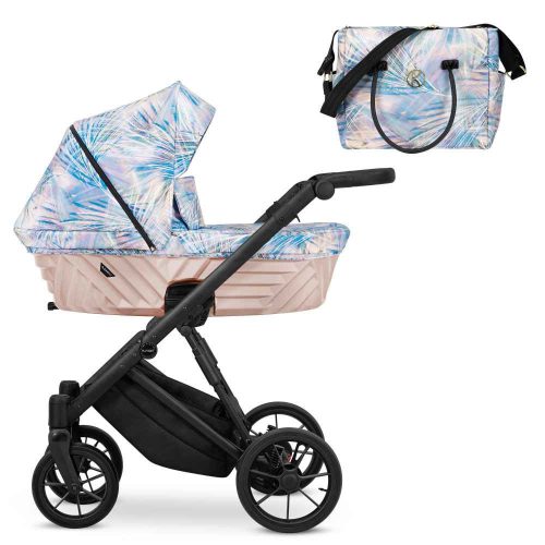 Pelenkázó táskával